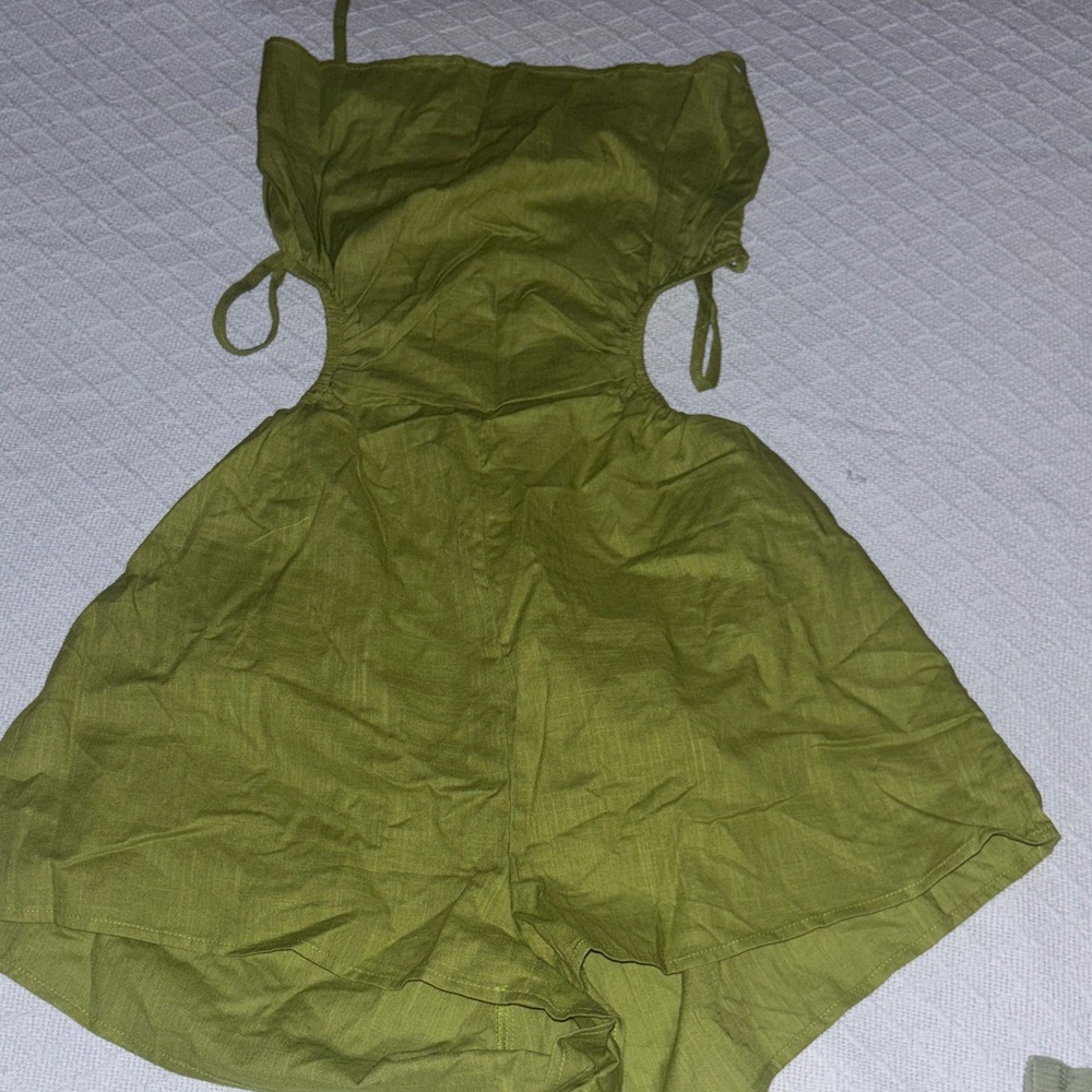 Green Strapless Dress